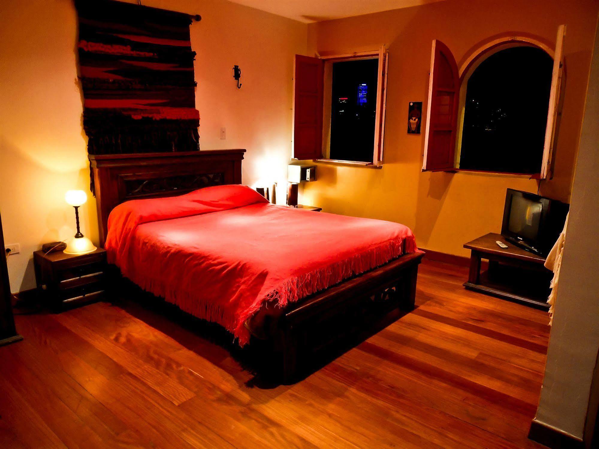 Bed&Breakfast Chorro De Quevedo Bogotá Eksteriør billede